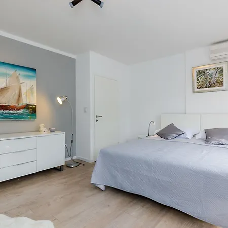 Apartment Silente *