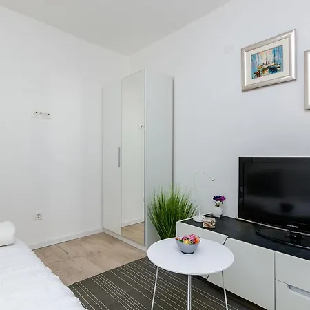 Apartment Silente Mokosica